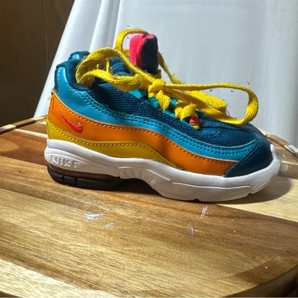 Nike Air Max 95  (TD) CJ9991-300 Green Abyss/Flash Crimson  8cToddler Baby - Picture 1 of 7